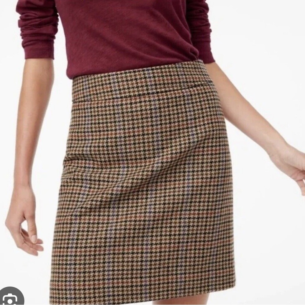 J Crew Plaid Skirt size 0 (actually fits size 2-4)